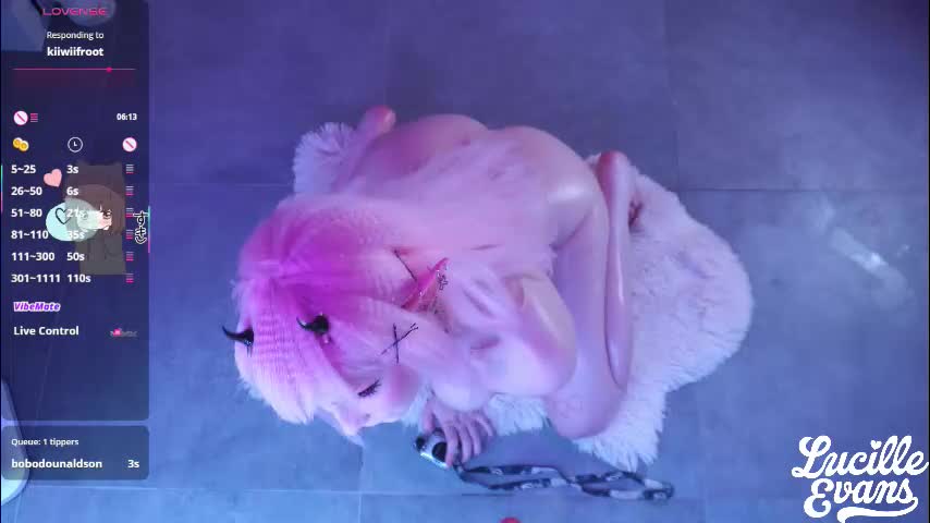 lucille_evans Live Sex November 18, 2025