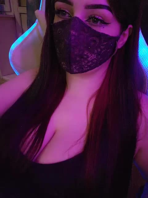 IIVII Live Sex December 13, 2025