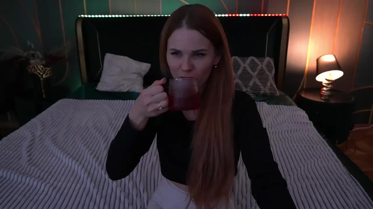 LunaLicks Live Sex 2025.11.18