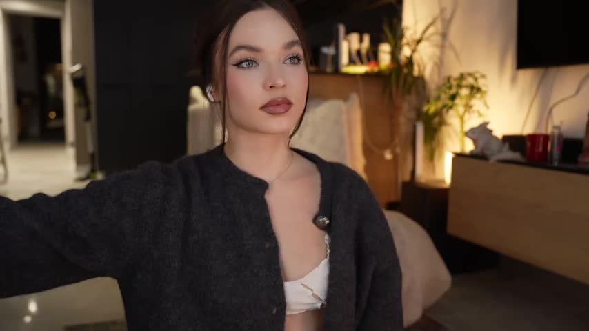 ibiddi Live Sex December 12, 2025