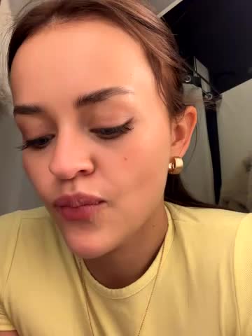 AngelinaTeller Live Sex December 13, 2025