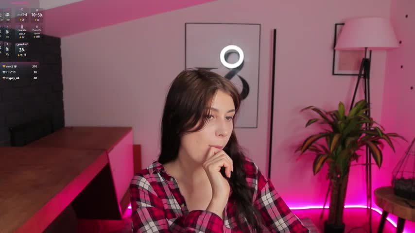 Hailey_Green Live Sex November 18, 2025