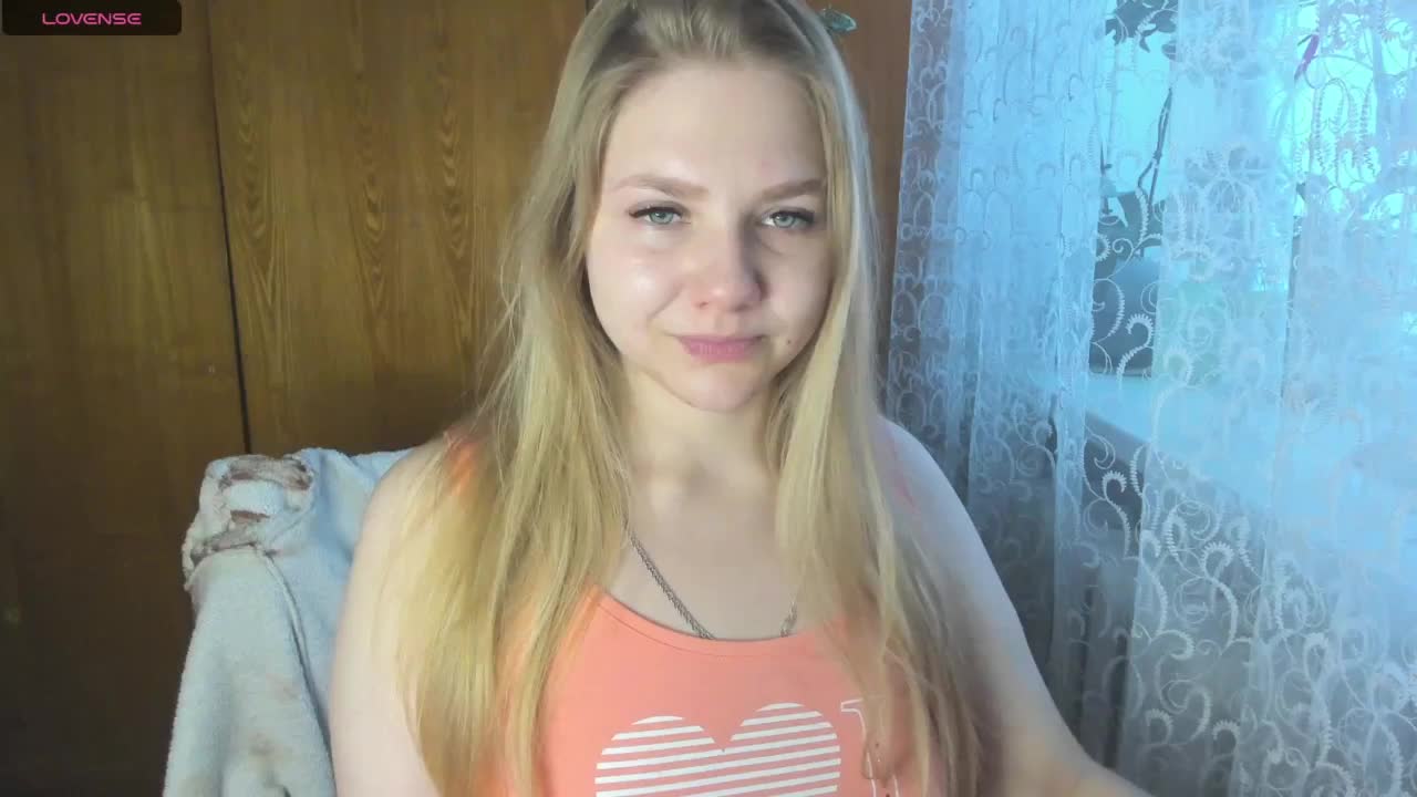 Emma-Frizea Live Sex December 13, 2025