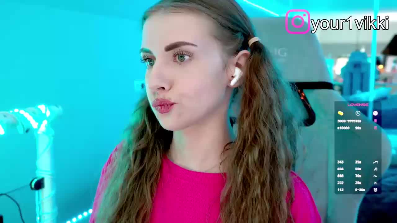 VikkiExtraCheese Live Sex 2025.11.17