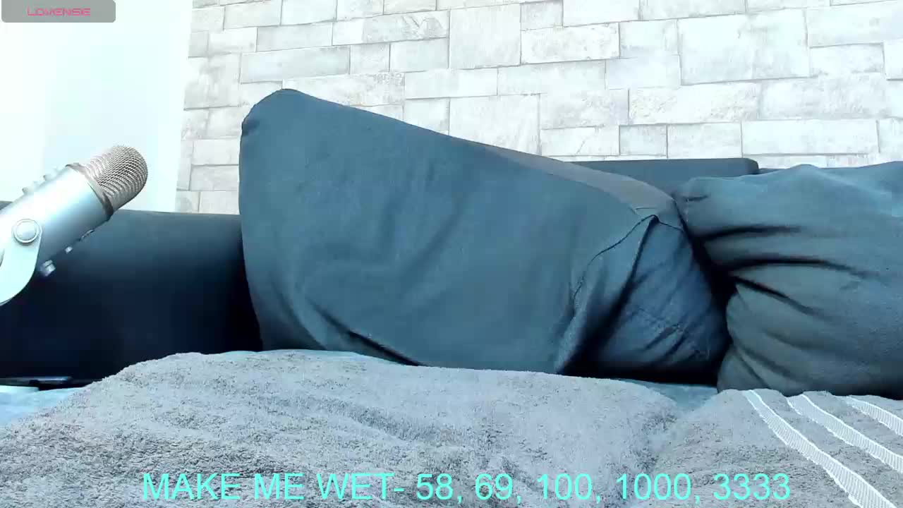 Nefirtiti Live Sex December 13, 2025