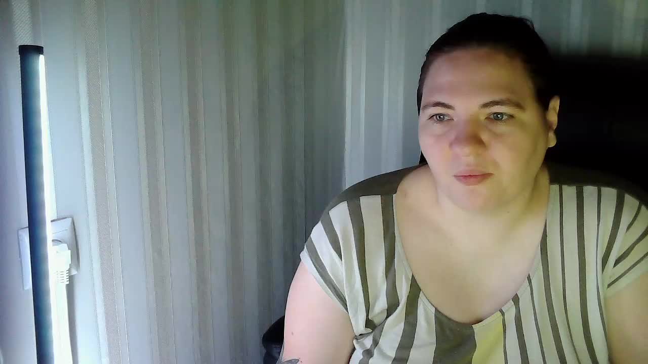 XLisaBlueX Live Sex December 13, 2025