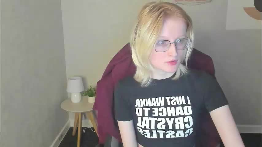 elizabeth_harpper Live Sex December 13, 2025