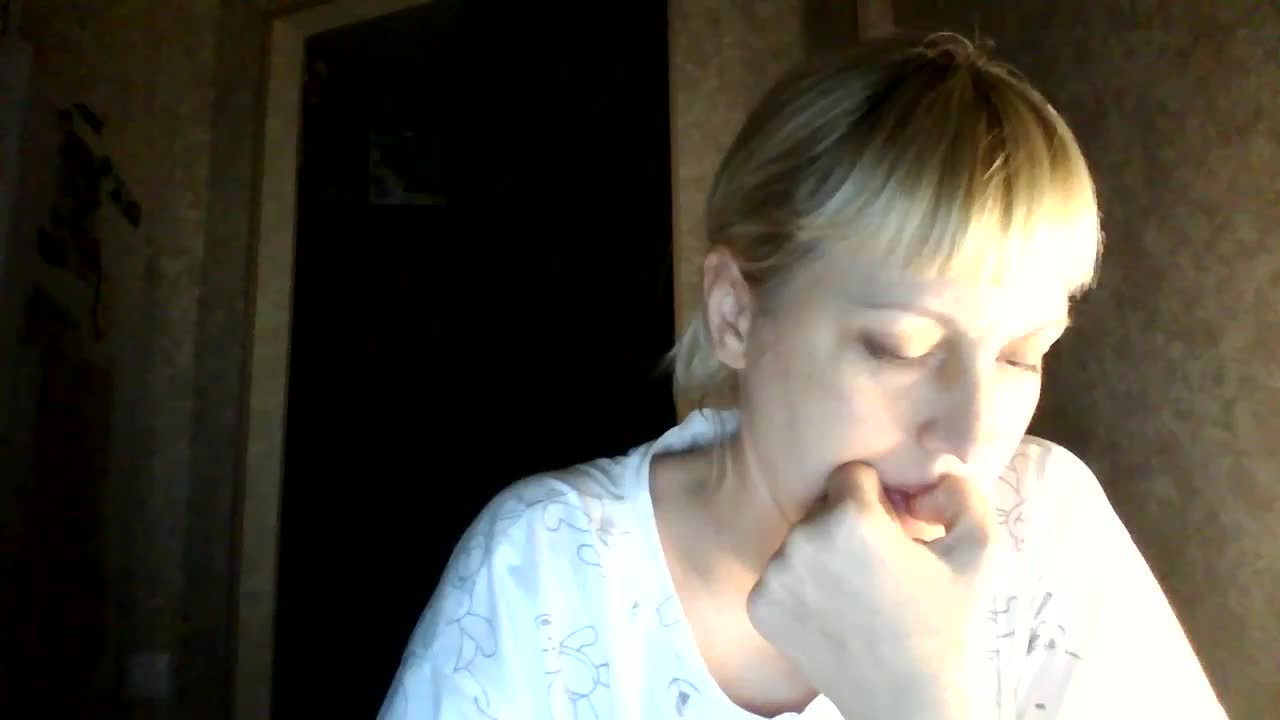 krisss2016 Live Sex December 12, 2025