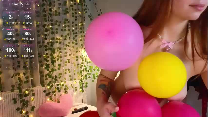 kira_briis Live Sex December 14, 2025