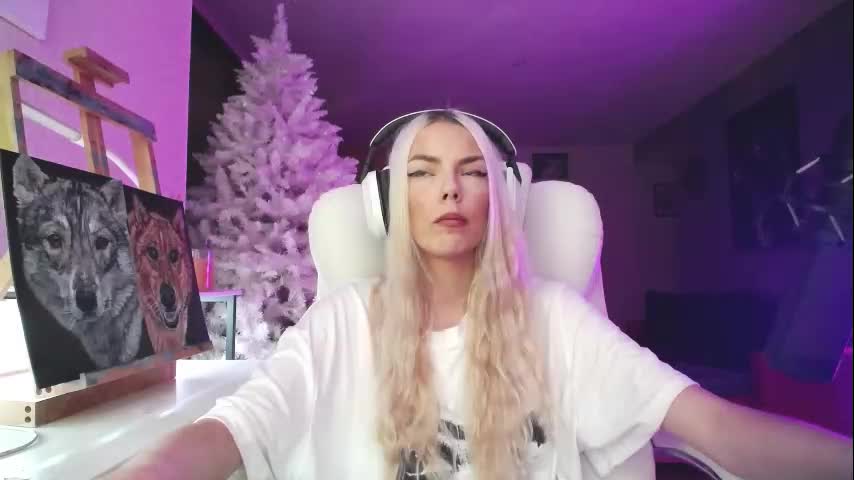 tinykylie Live Sex December 14, 2025
