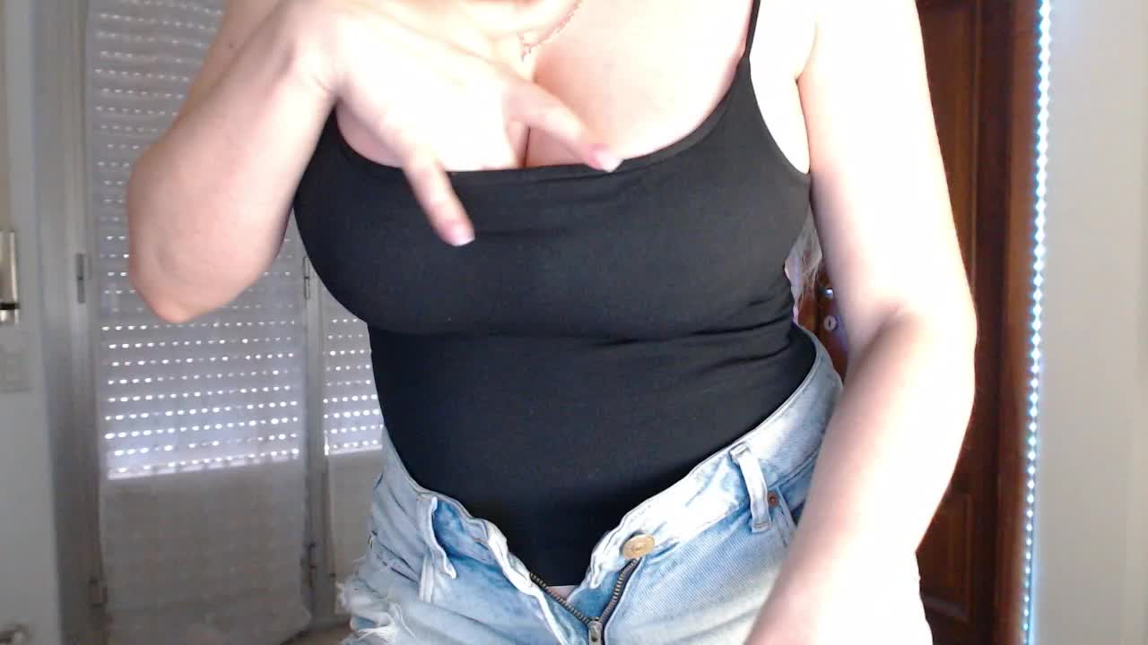 Alina-Lovely Live Sex December 13, 2025