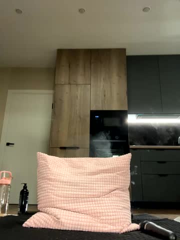 Alina_Vibe_Me Live Sex December 13, 2025