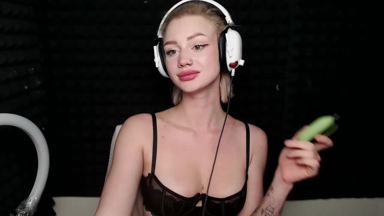 Ice-hot Live Sex December 14, 2025