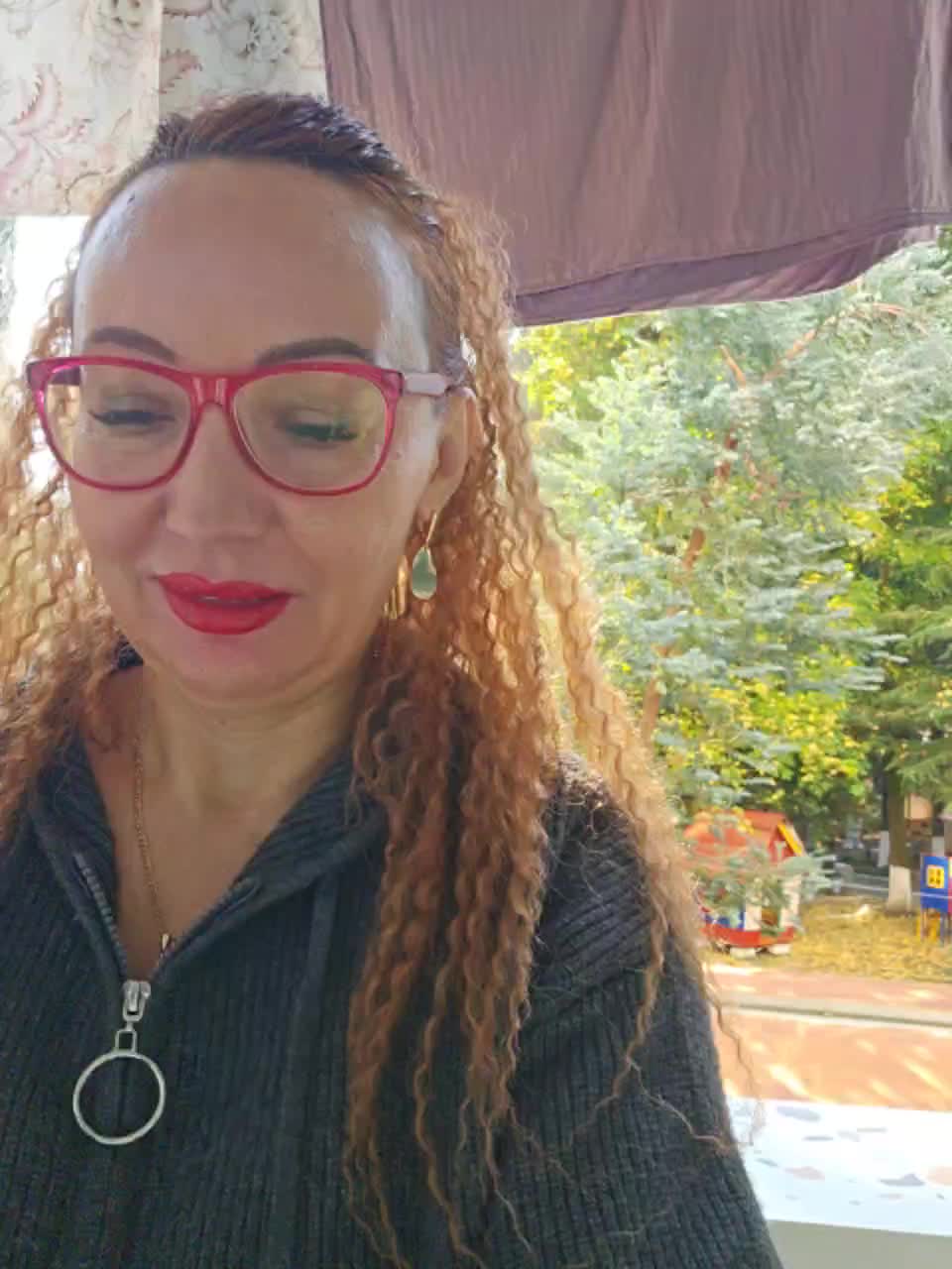 Pink-Lips Live Sex December 13, 2025