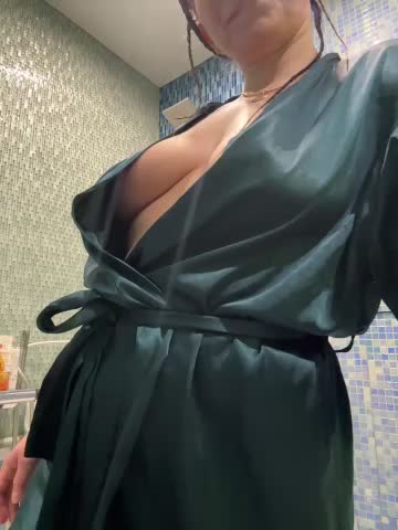 MooonReal Live Sex November 18, 2025