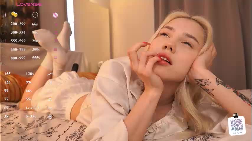 blue_bow Live Sex December 13, 2025