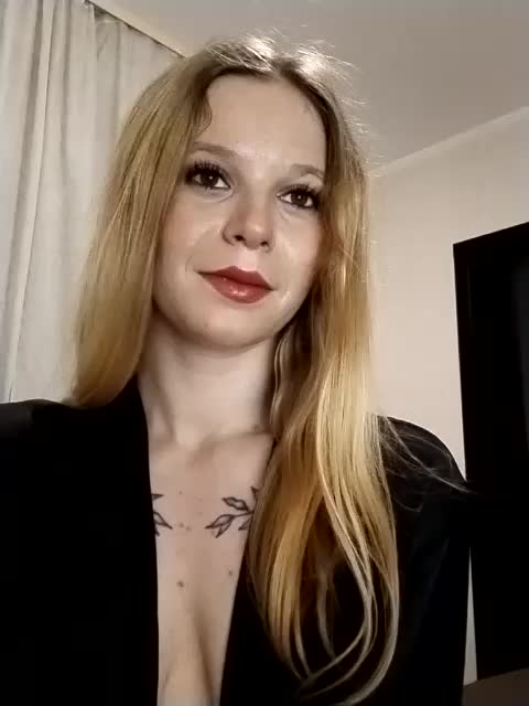 1biscuit1 Live Sex November 19, 2025