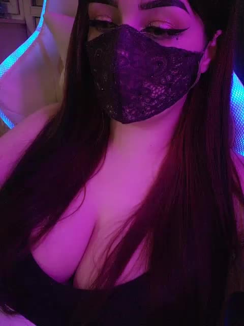 IIVII Live Sex December 13, 2025