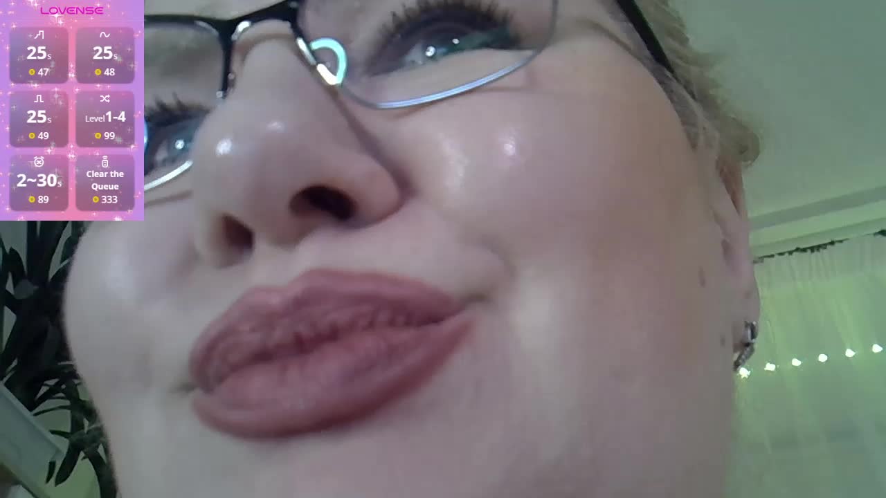 AngelinaGlam Live Sex December 13, 2025