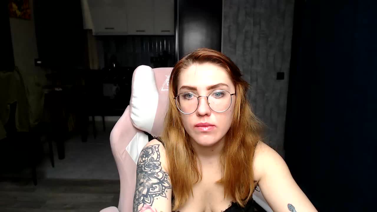 Regimasmile Live Sex December 13, 2025