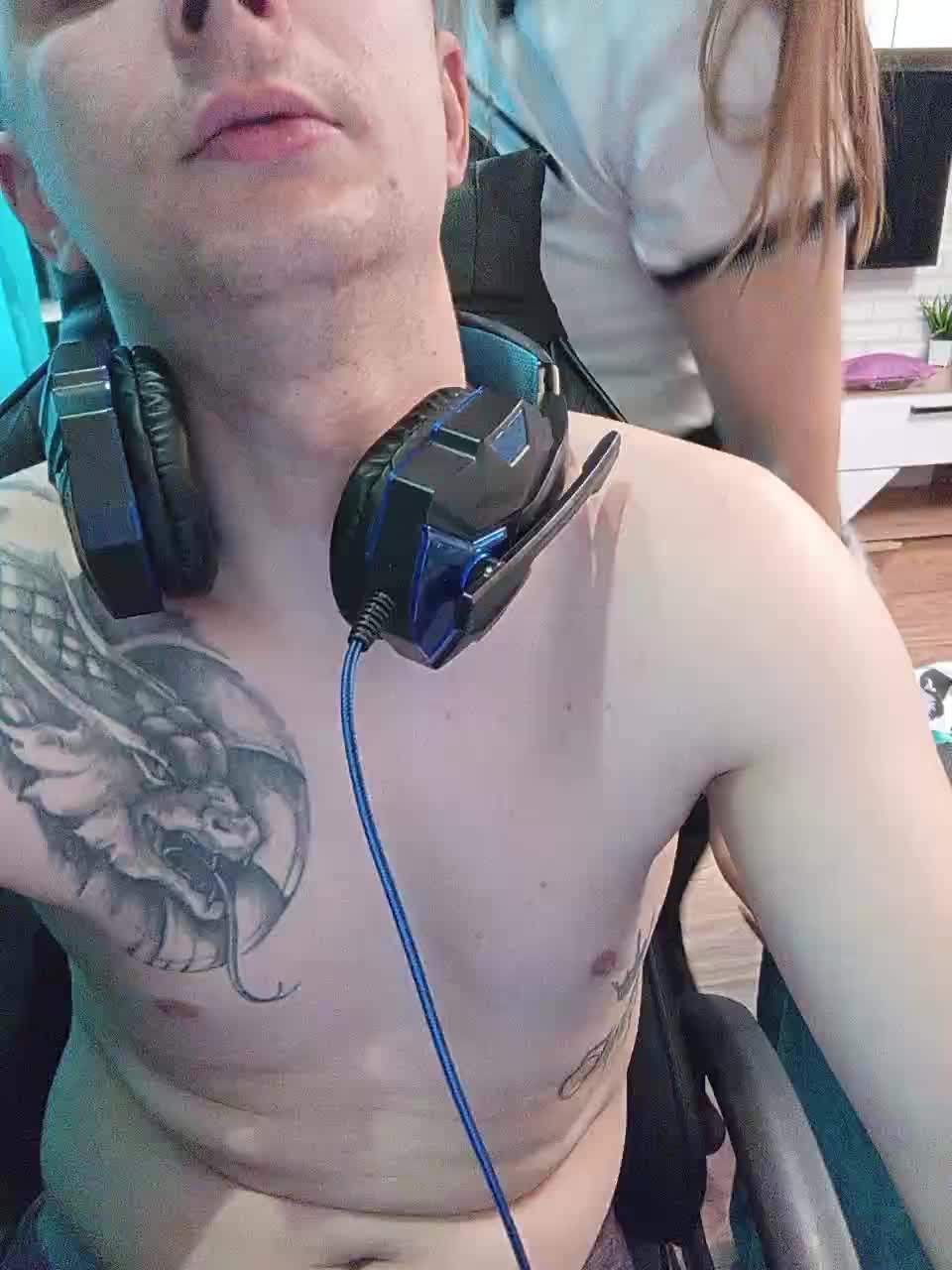 Niki233221 Live Sex December 13, 2025