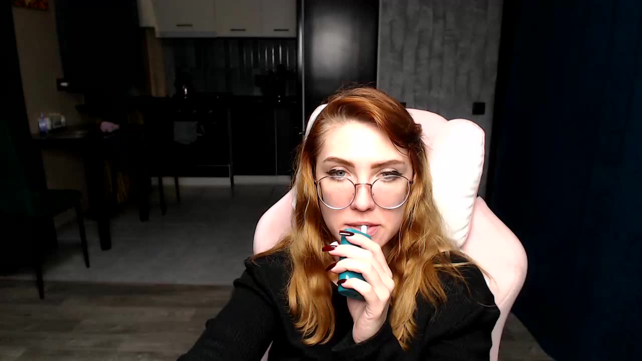 Regimasmile Live Sex December 13, 2025