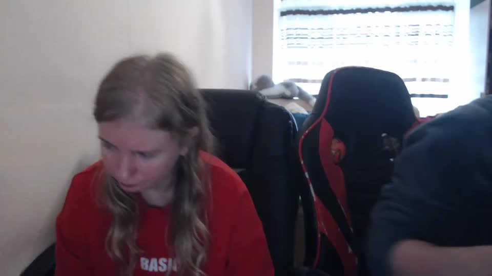 jenisandpeter Live Sex December 14, 2025