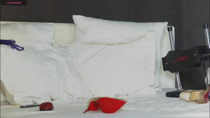 hefner_girl Live Sex December 13, 2025