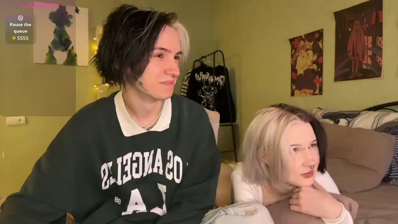 VeryRareTwins Live Sex November 19, 2025