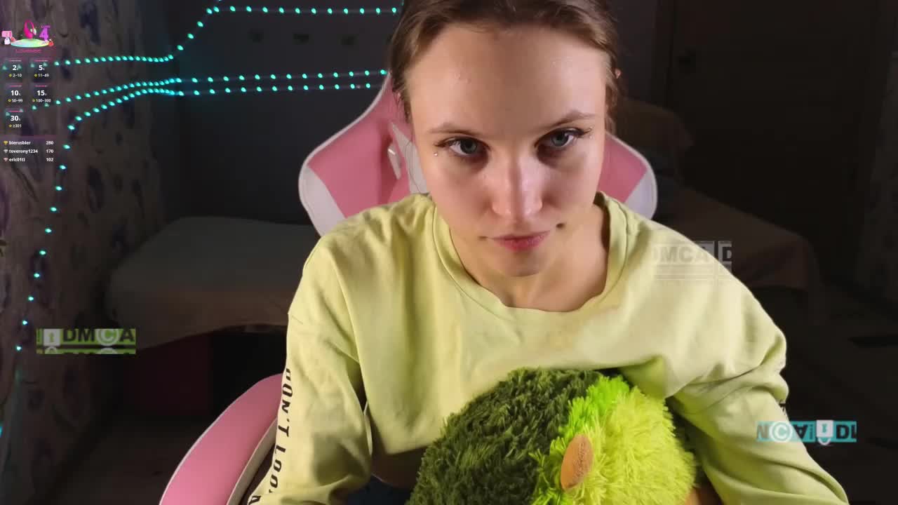 Armura Live Sex December 13, 2025