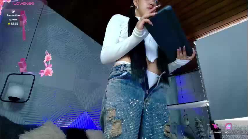 charlotte_2015 Live Sex December 13, 2025