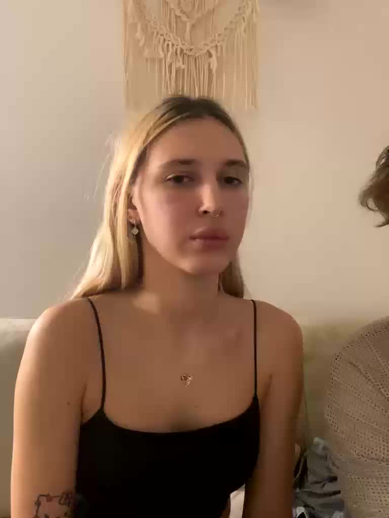 lina_wap Live Sex December 19, 2025