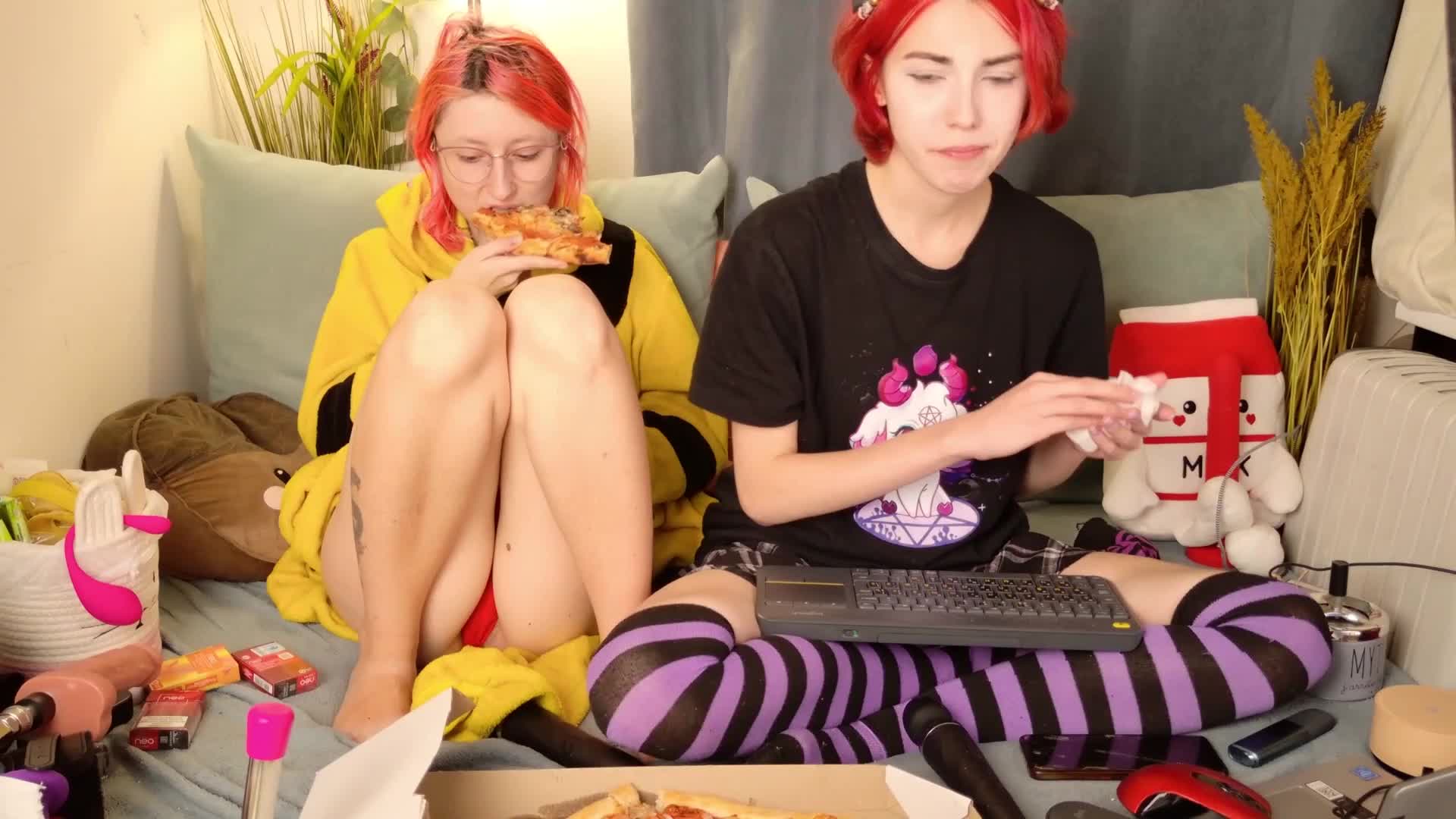 Bloom-and-Shen Live Sex December 14, 2025