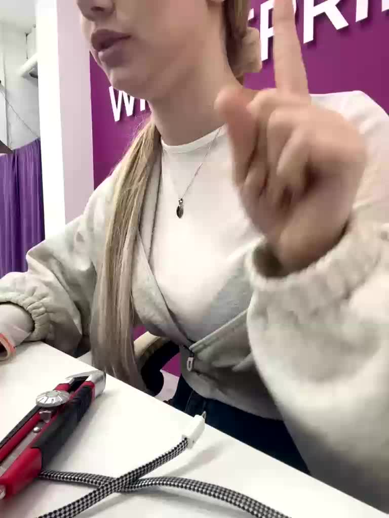 VikaAndMilana Live Sex December 13, 2025