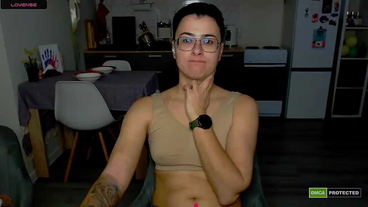 Sashanotfound Live Sex November 18, 2025