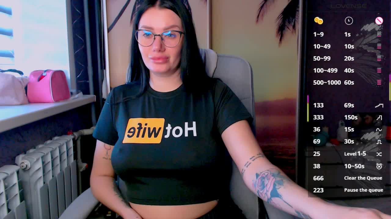 goldenwitchx Live Sex December 14, 2025