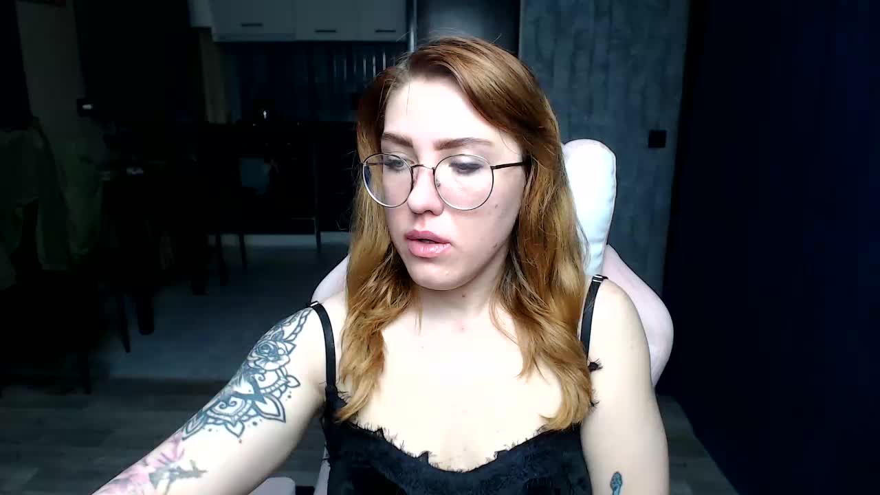 Regimasmile Live Sex December 13, 2025