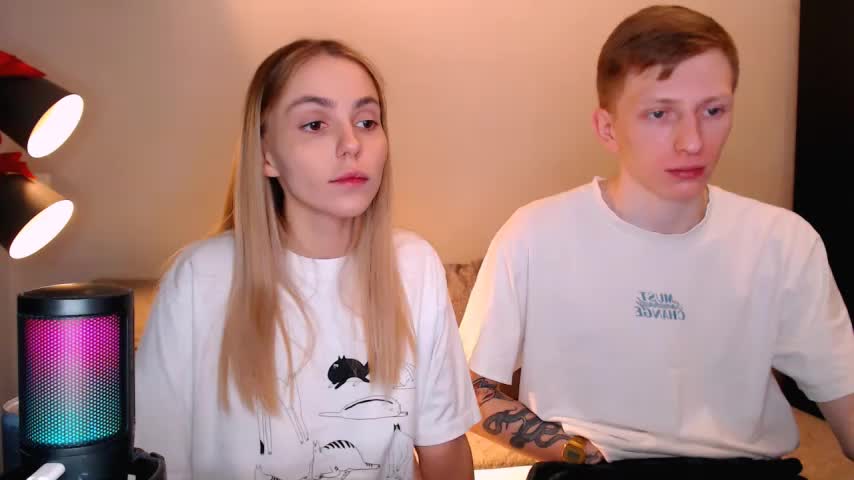 juliaanddima Live Sex December 15, 2025