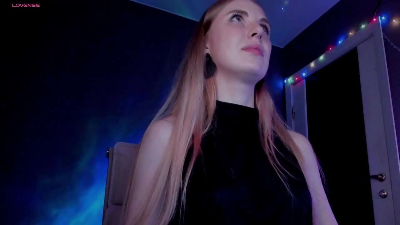 likeAflower Live Sex November 19, 2025