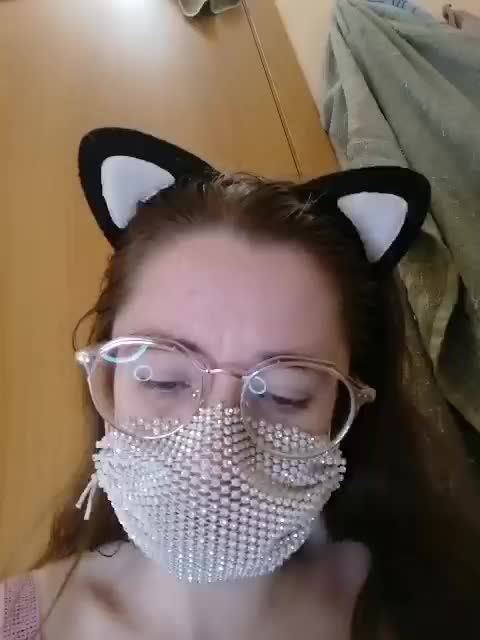 Kroshka-meow Live Sex December 13, 2025