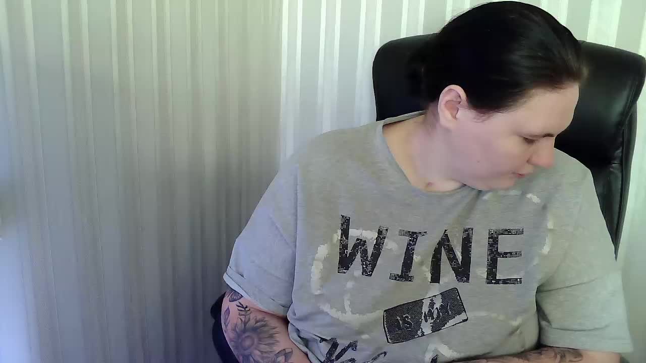 XLisaBlueX Live Sex December 13, 2025