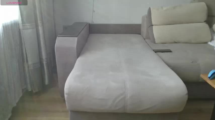 Milaa1998 Live Sex December 14, 2025