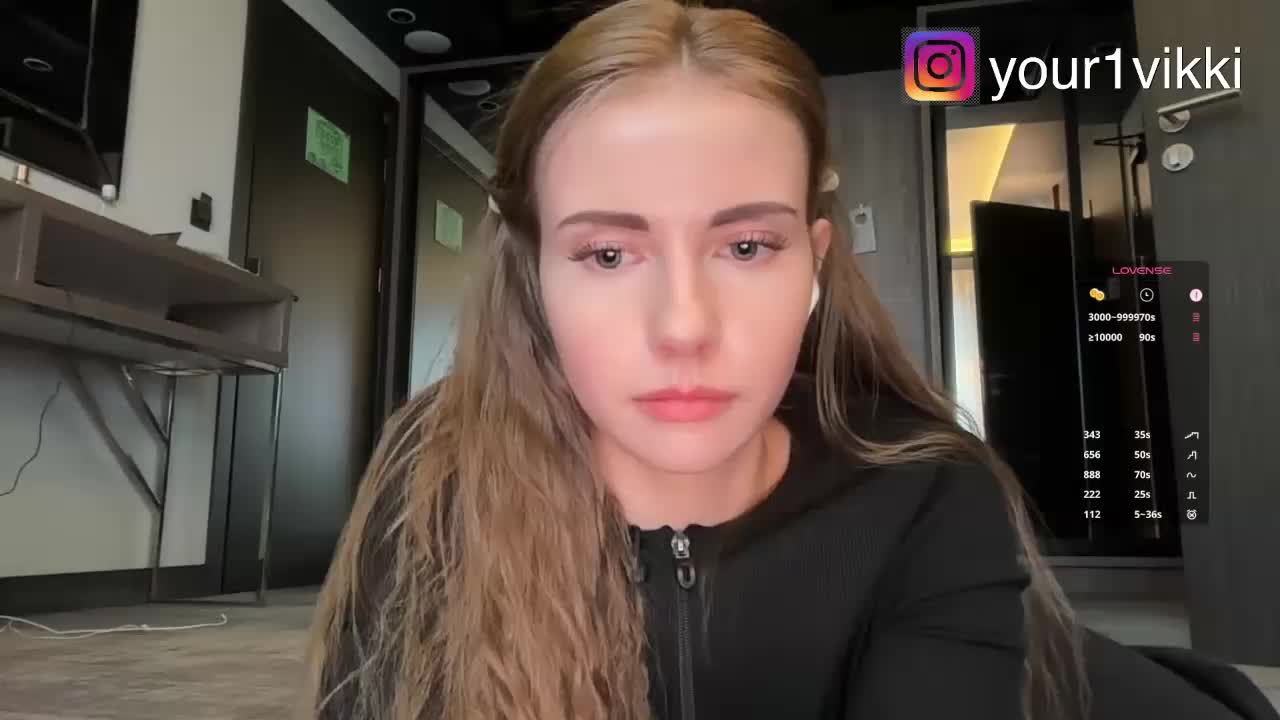 VikkiExtraCheese Live Sex December 13, 2025