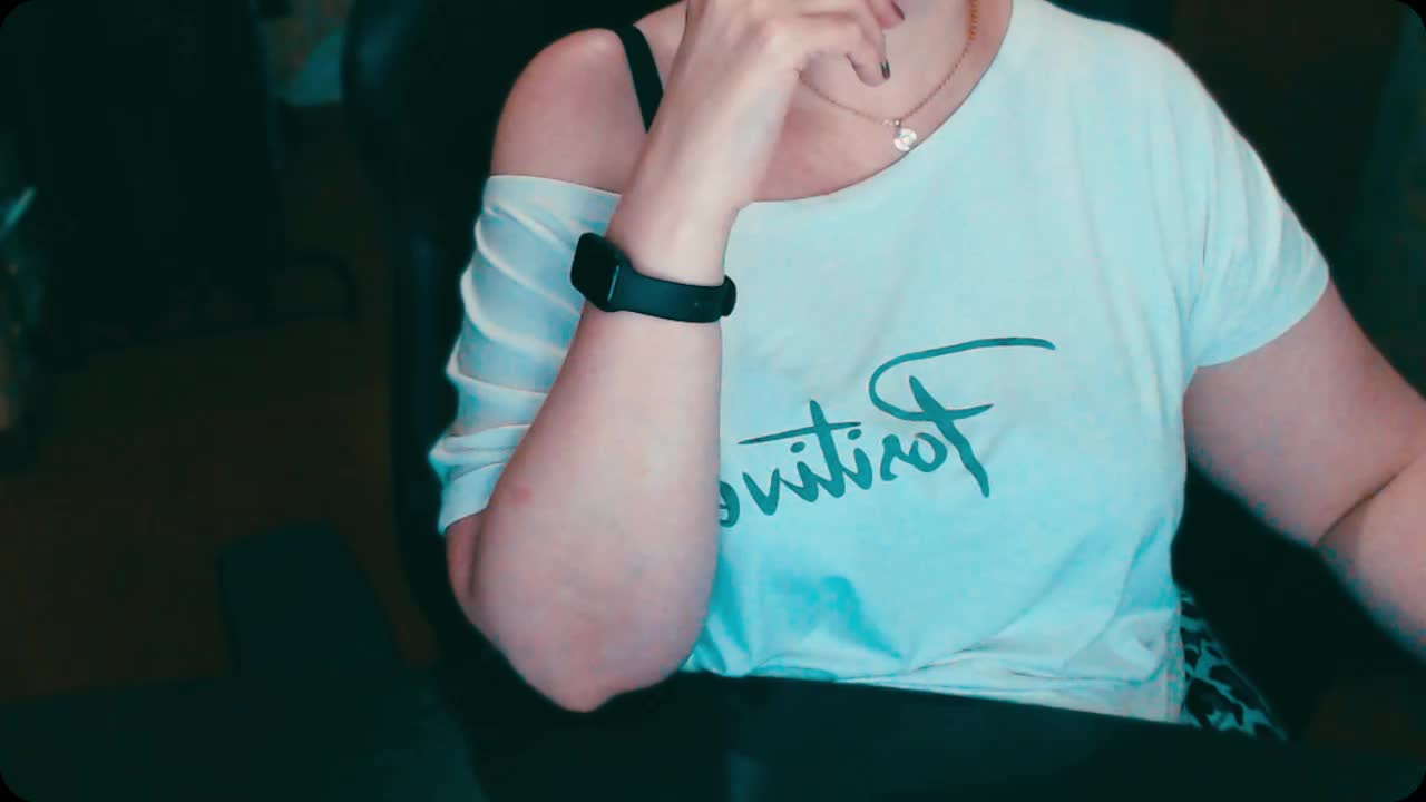 Alisa1917 Live Sex December 14, 2025