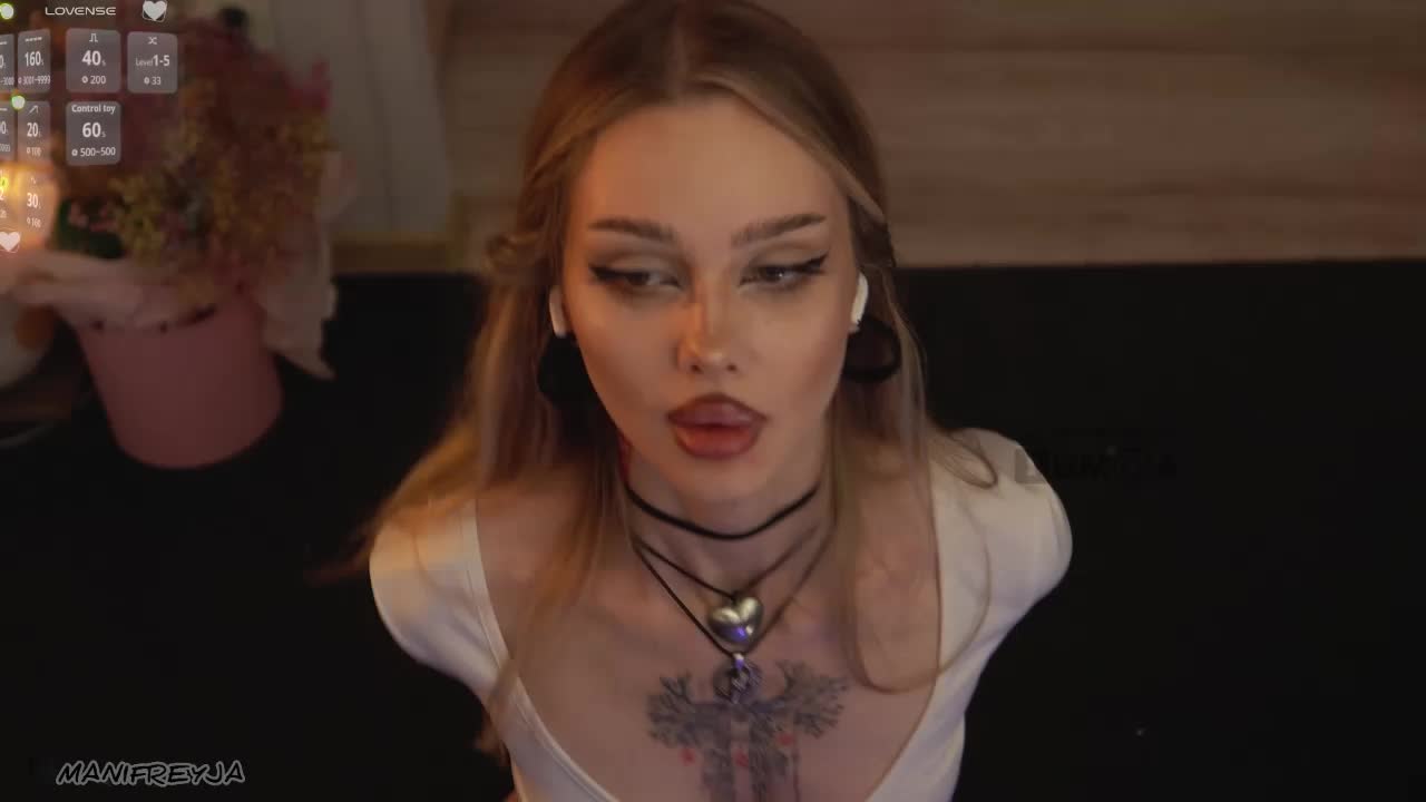 ManiFreyja Live Sex December 13, 2025