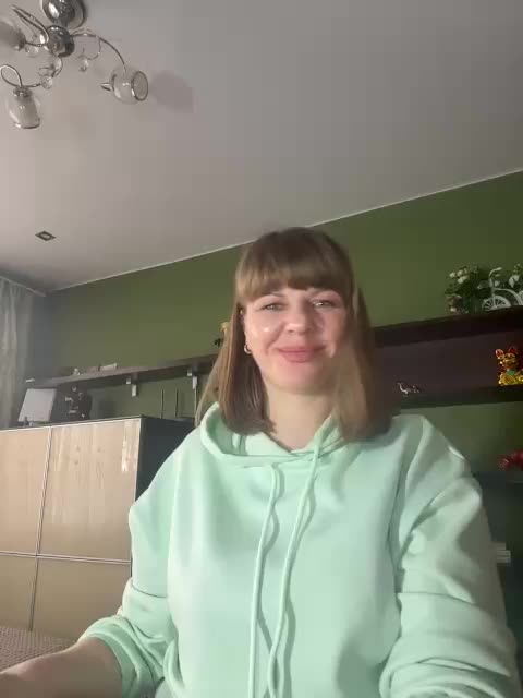 Veronika_Gold Live Sex December 13, 2025