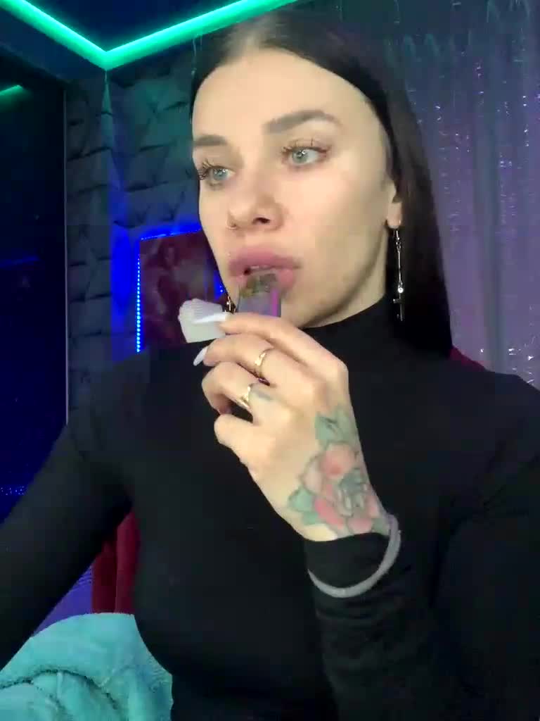 deva_maria Live Sex December 13, 2025