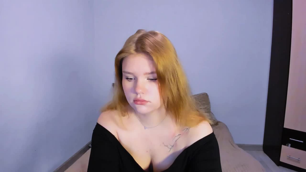 Lasey Live Sex December 17, 2025