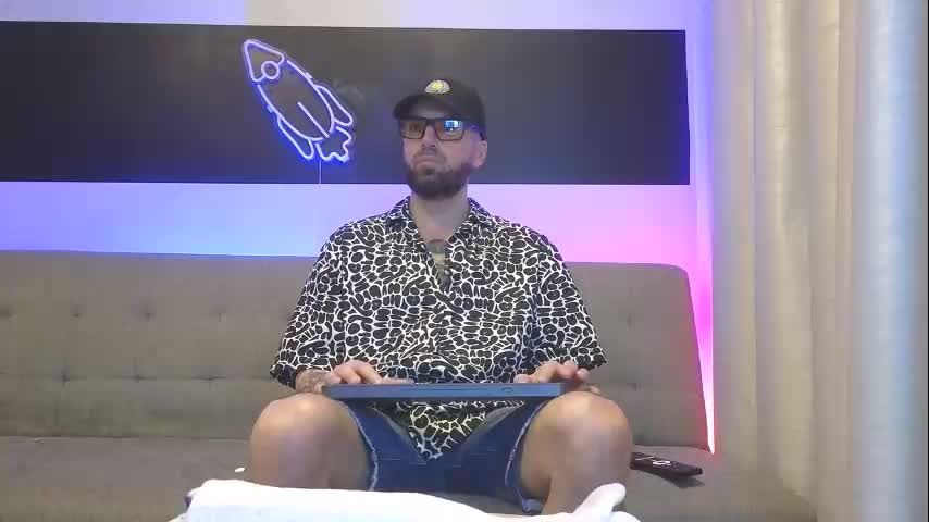 mattxfeet Live Sex December 14, 2025