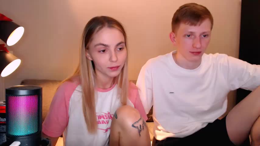 juliaanddima Live Sex December 15, 2025